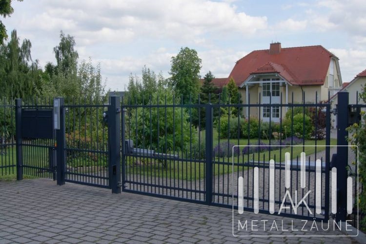 PILGRAMER 7 Zaun - moderne Metallzäune aus Polen